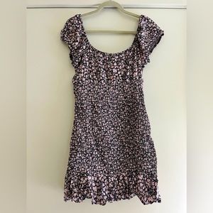 *BRAND NEW* Floral Mini Dress